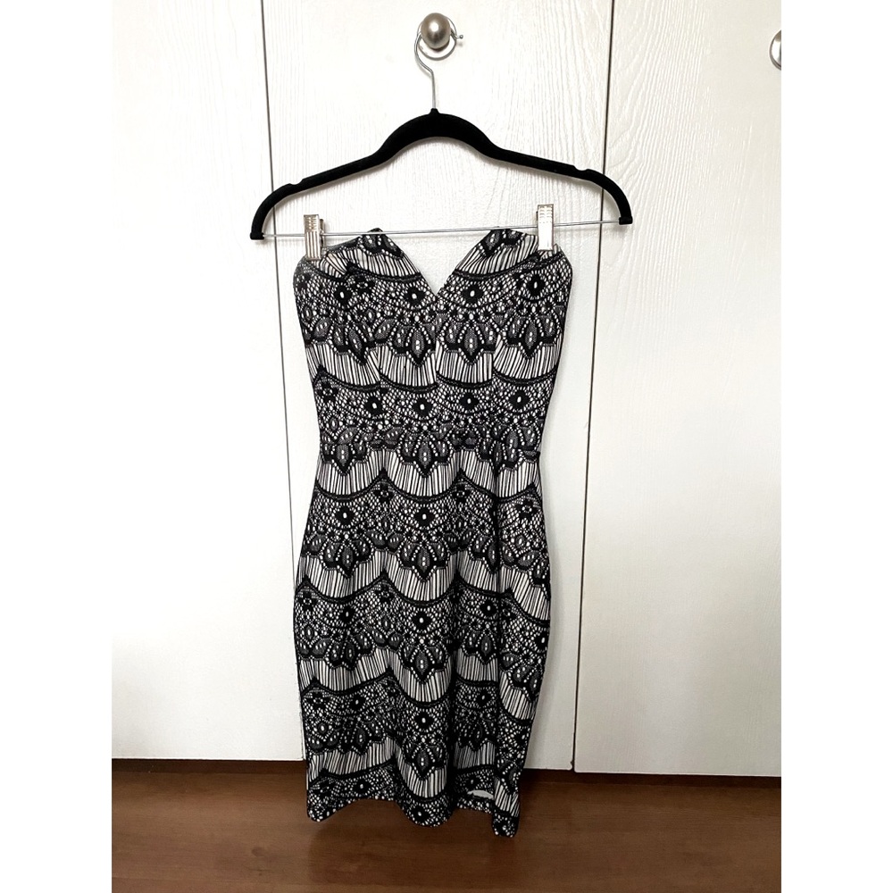 Akira Red Label Black and White Strapless Dress